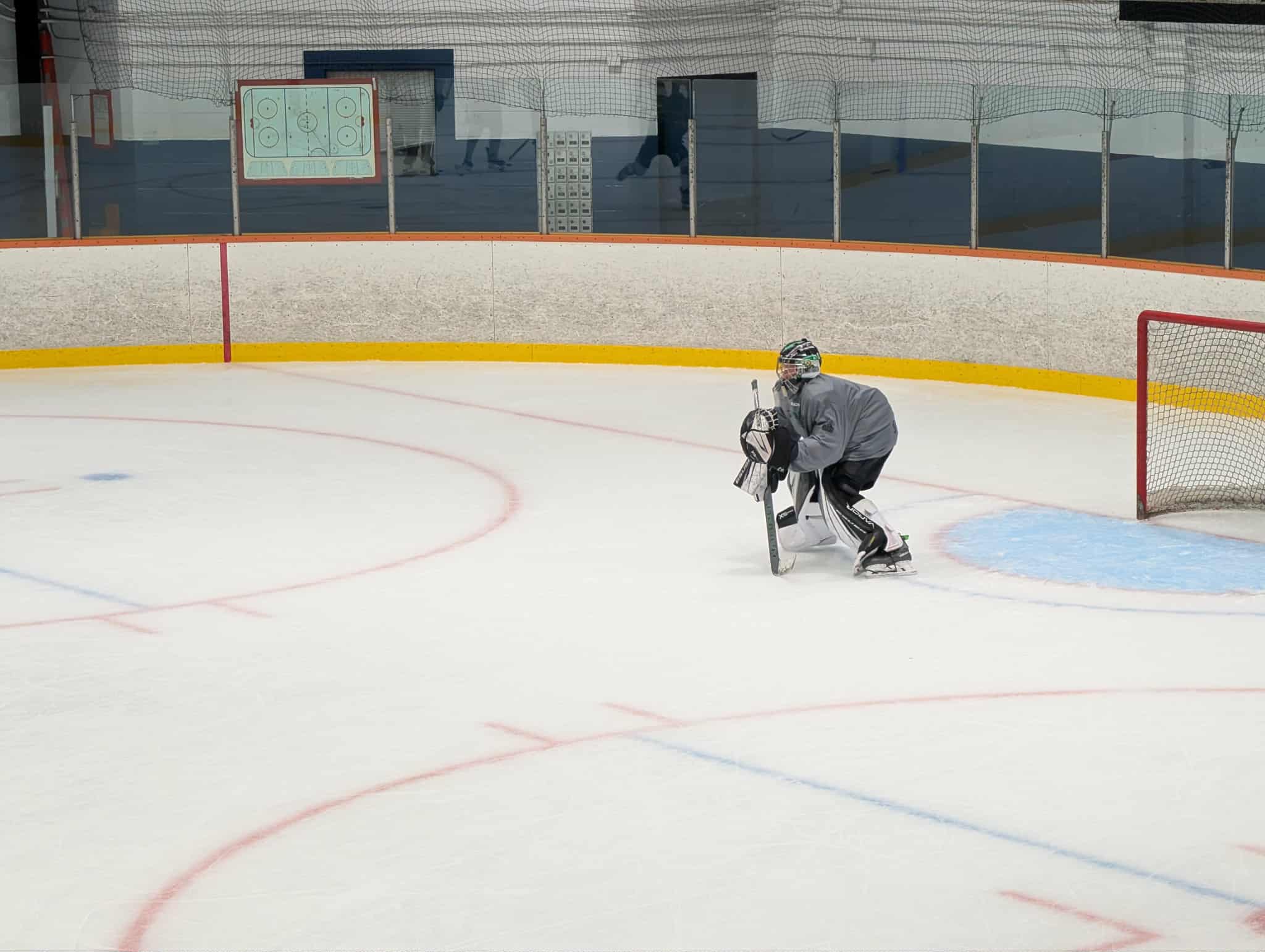 Meilleur équipement de gardien 2026 | Guide d'achat de jambières, gants et masques au Canada